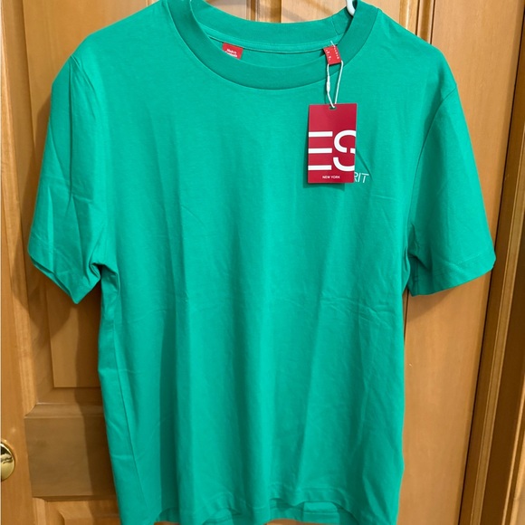 Esprit Vibrant Green T Shirt NWT - Picture 1 of 5